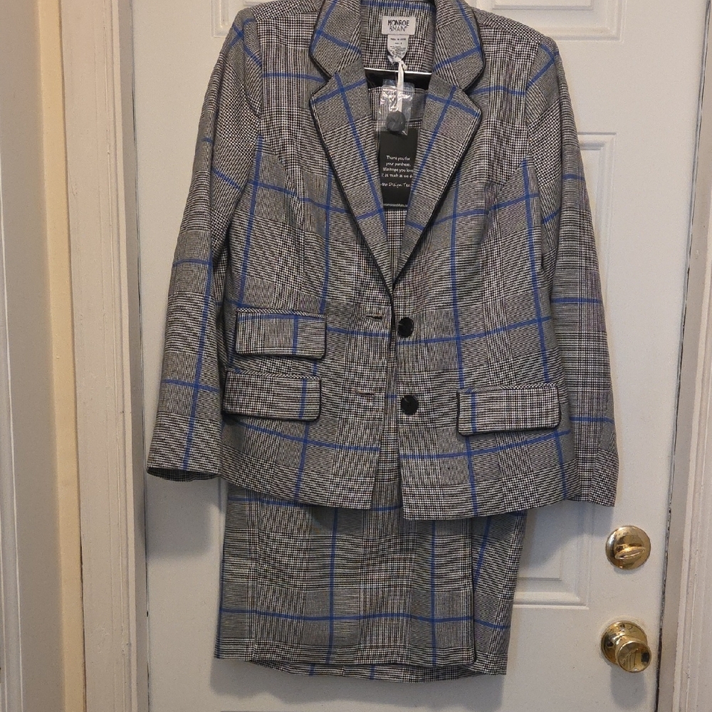Monroe & Main Gray and Blue Plaid Suit Set